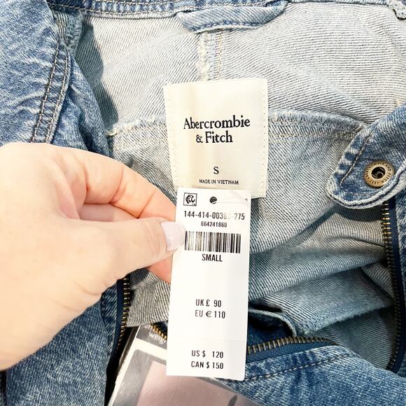 Abercrombie Relaxed Denim Bomber Jacket Medium Wash Blue Small - Picture 3 of 8